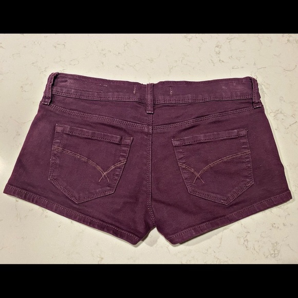 Bullhead Button Shorts - Picture 2 of 5